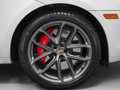 2025 Porsche Macan GTS