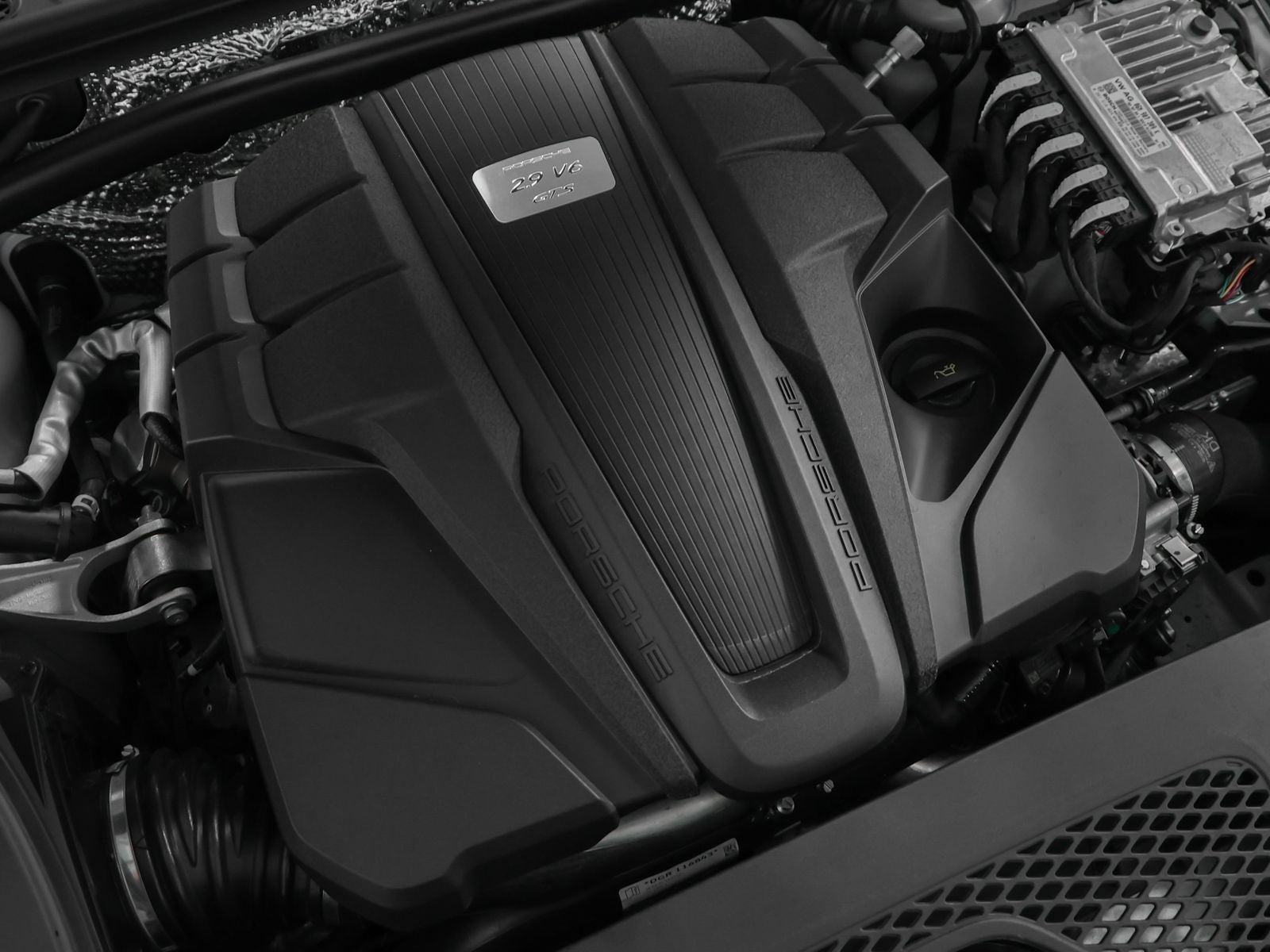 2025 Porsche Macan GTS