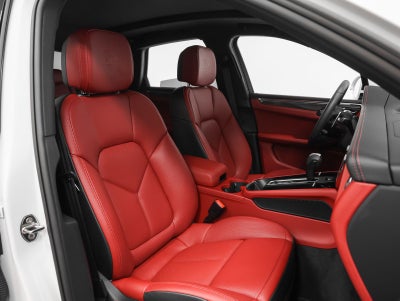 2025 Porsche Macan GTS