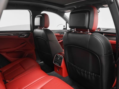 2025 Porsche Macan GTS