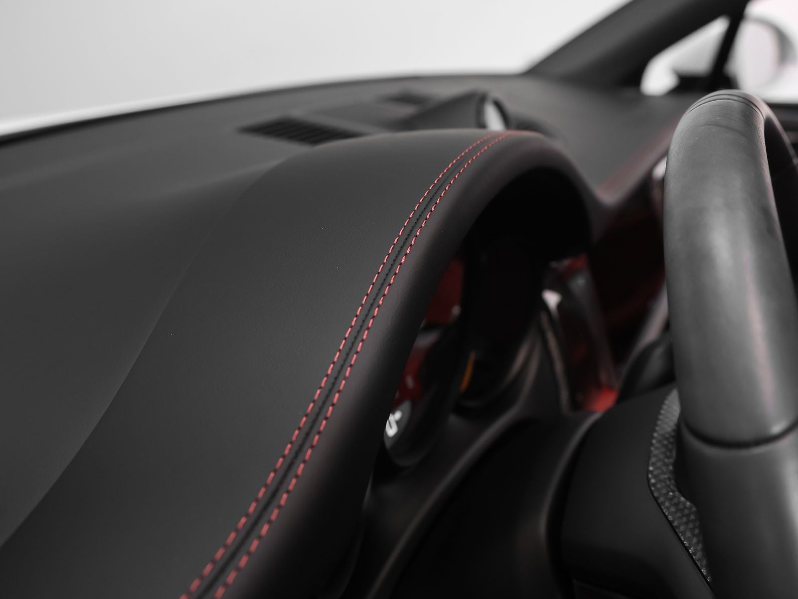 2025 Porsche Macan GTS