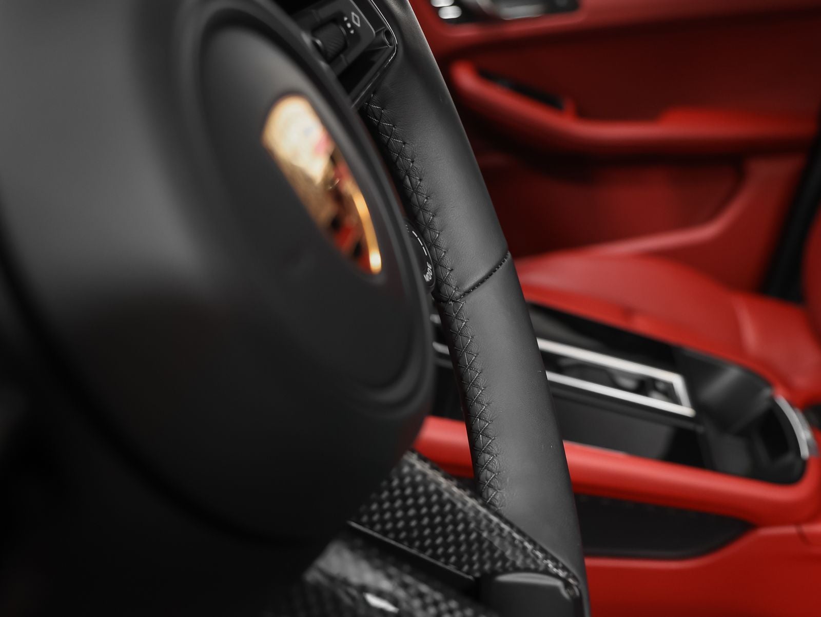 2025 Porsche Macan GTS