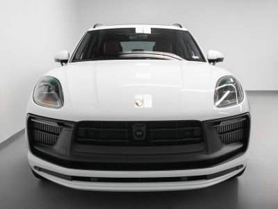 2025 Porsche Macan GTS