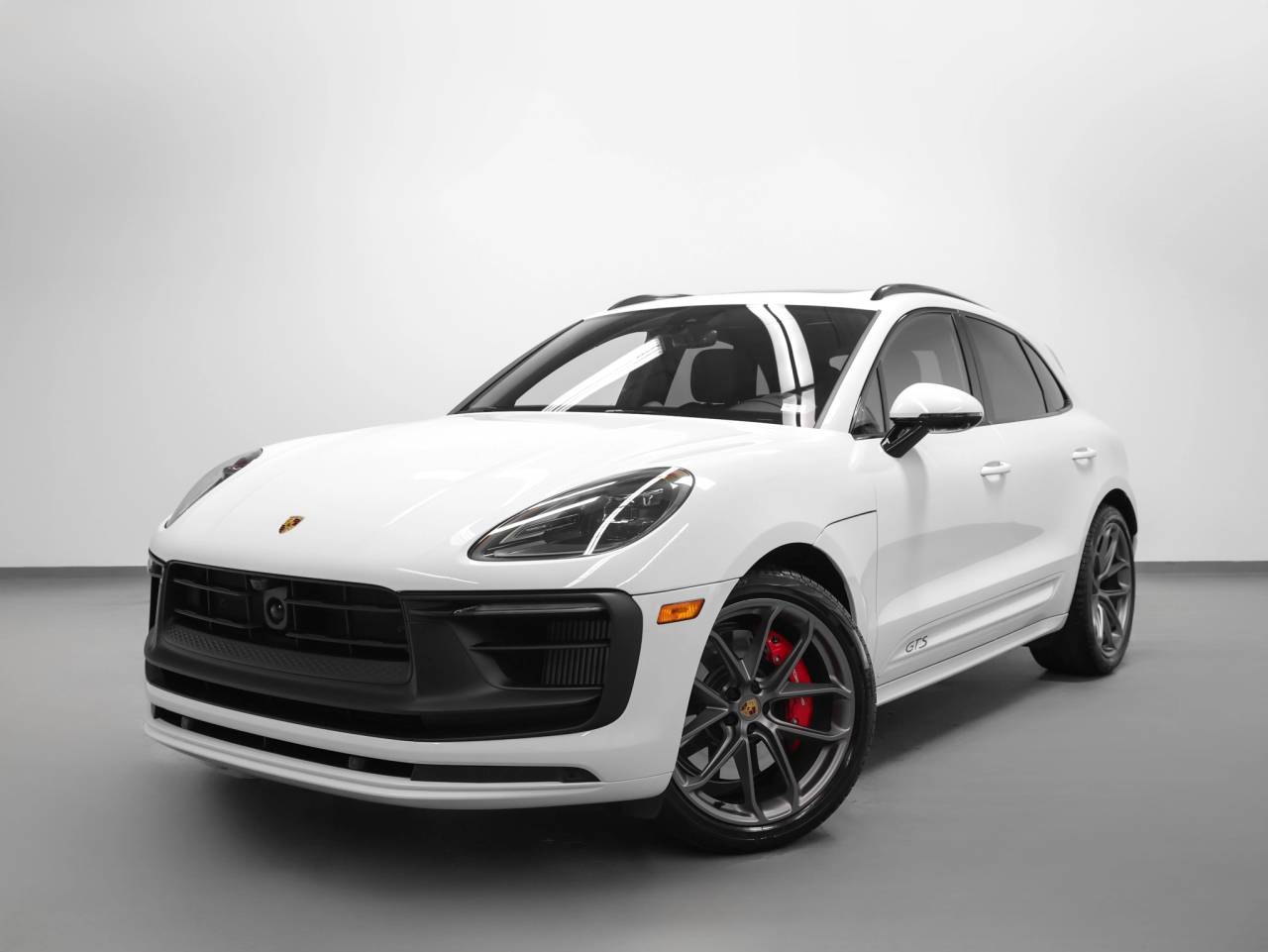 2025 Porsche Macan GTS