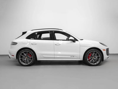 2025 Porsche Macan GTS