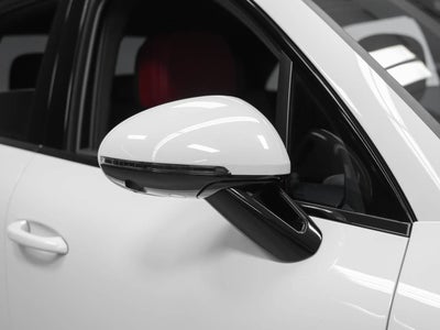 2025 Porsche Macan GTS