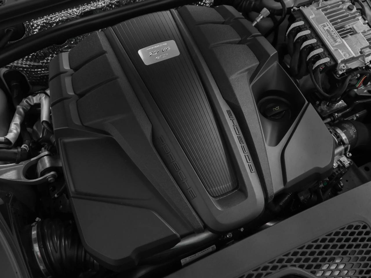 2025 Porsche Macan GTS