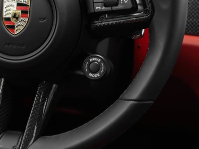 2025 Porsche Macan GTS