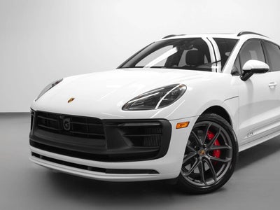 2025 Porsche Macan GTS