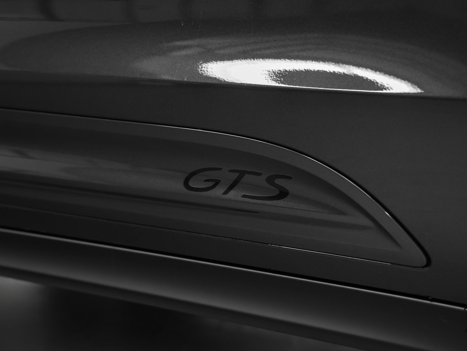 2026 Porsche Macan Macan GTS