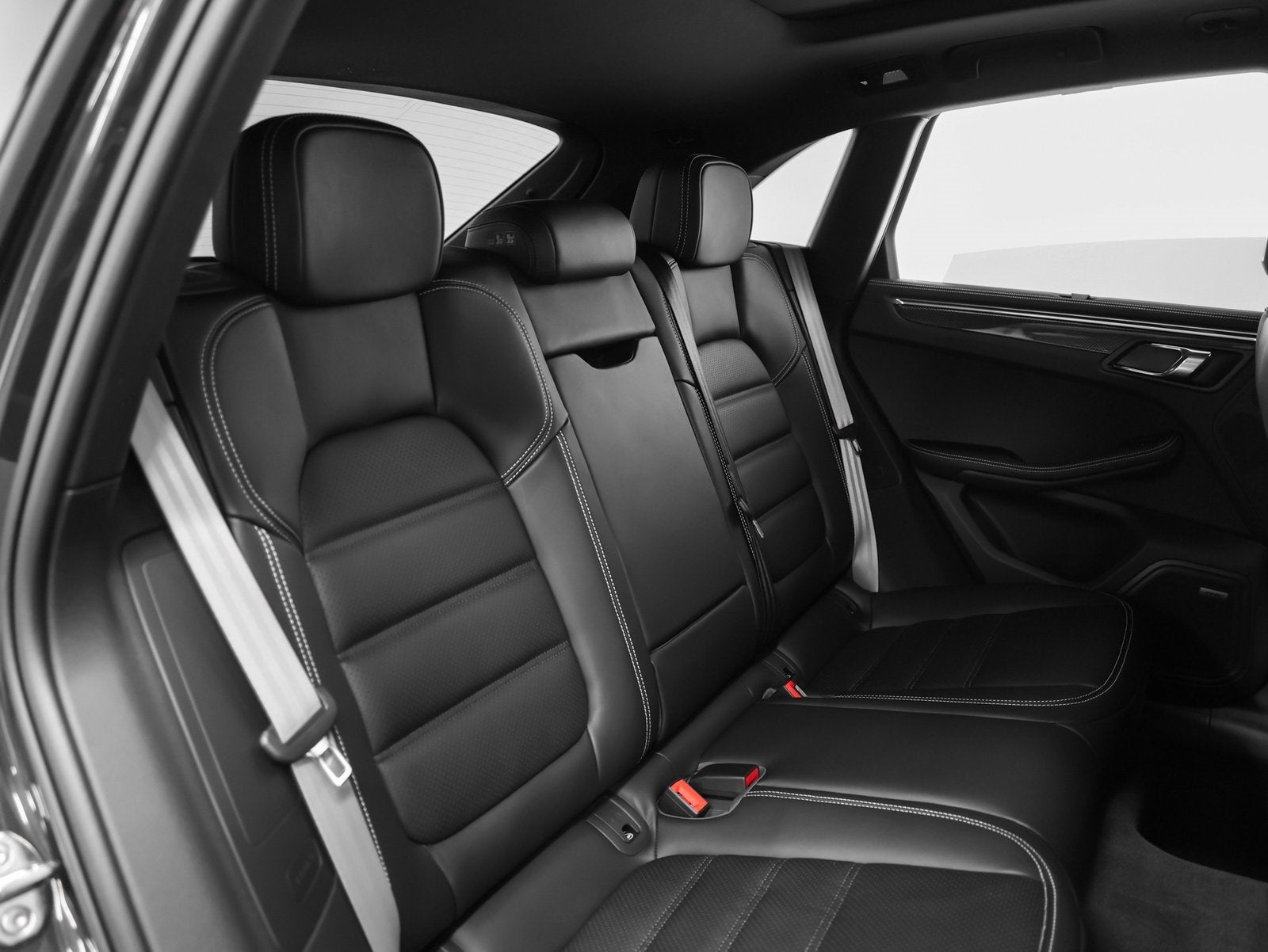 2026 Porsche Macan Macan GTS