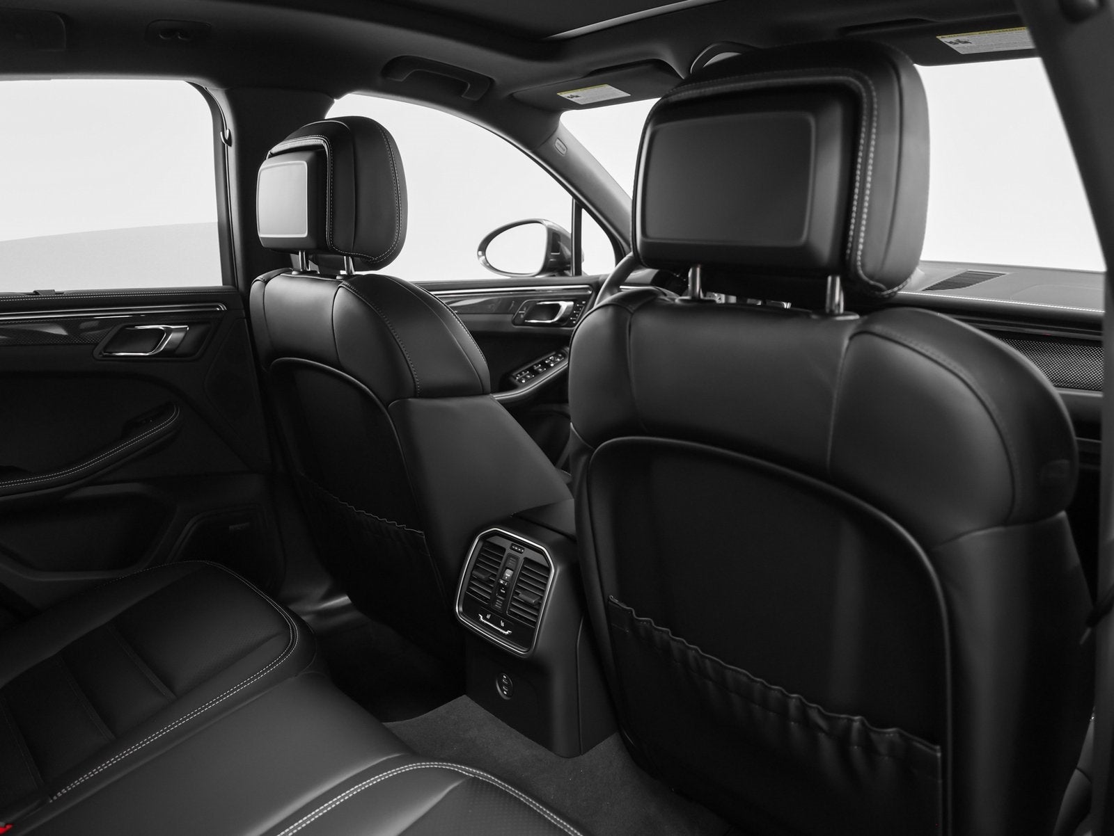 2026 Porsche Macan Macan GTS