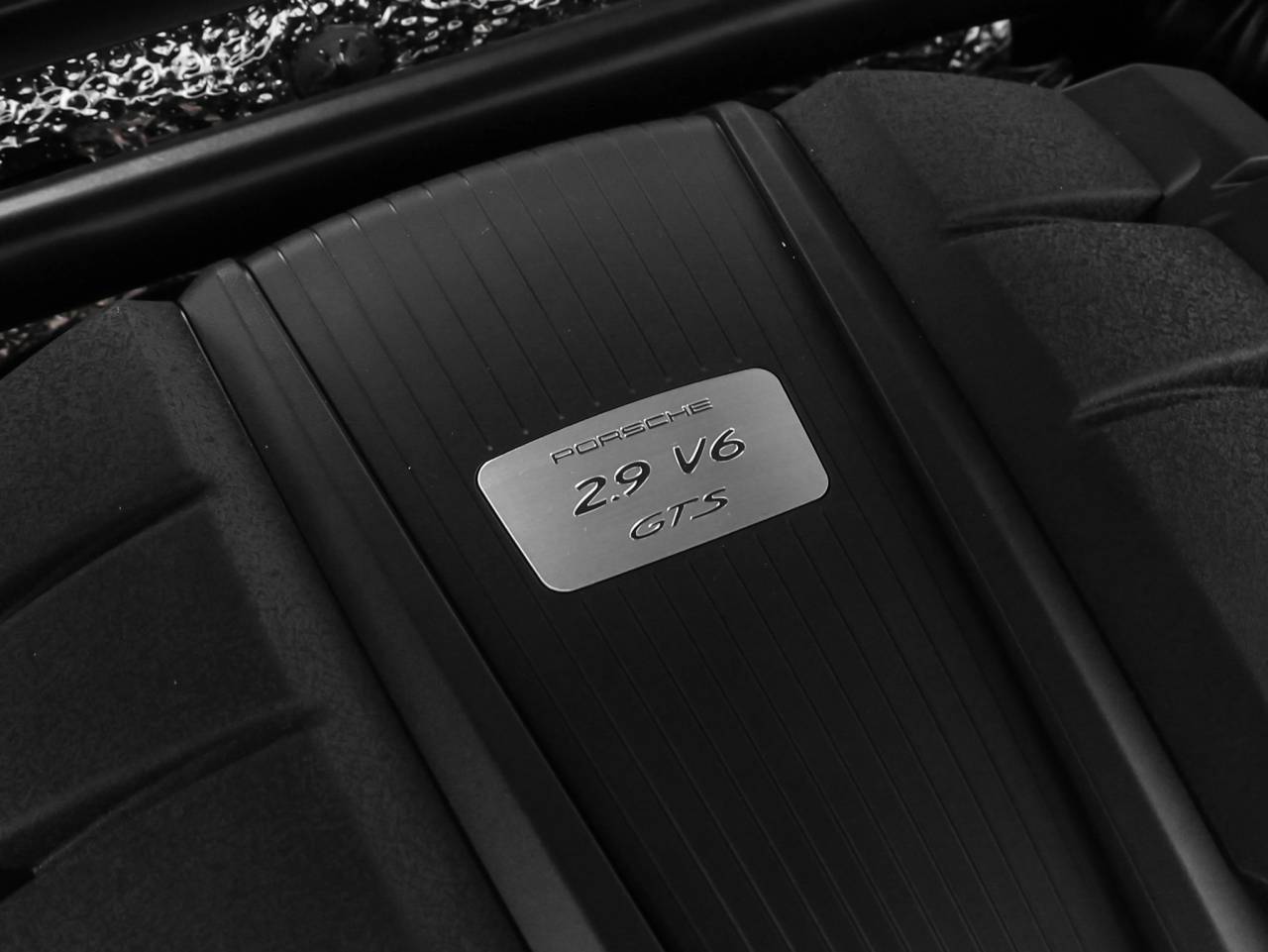 2026 Porsche Macan Macan GTS