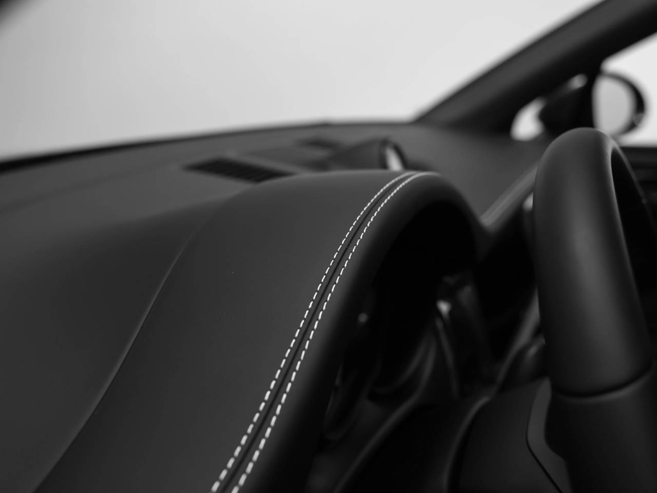 2026 Porsche Macan Macan GTS