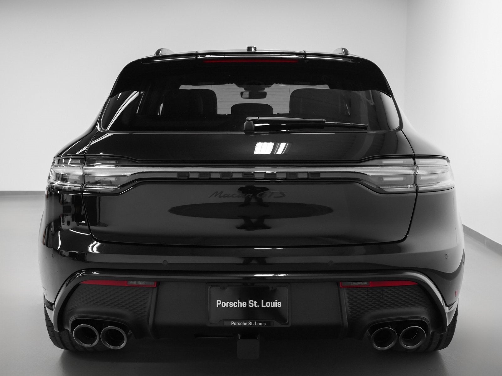 2026 Porsche Macan Macan GTS