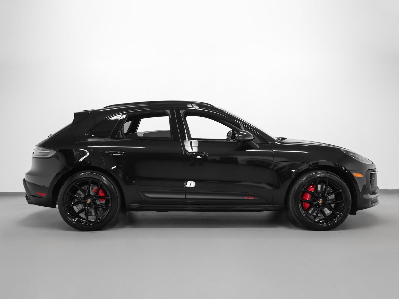 2026 Porsche Macan Macan GTS