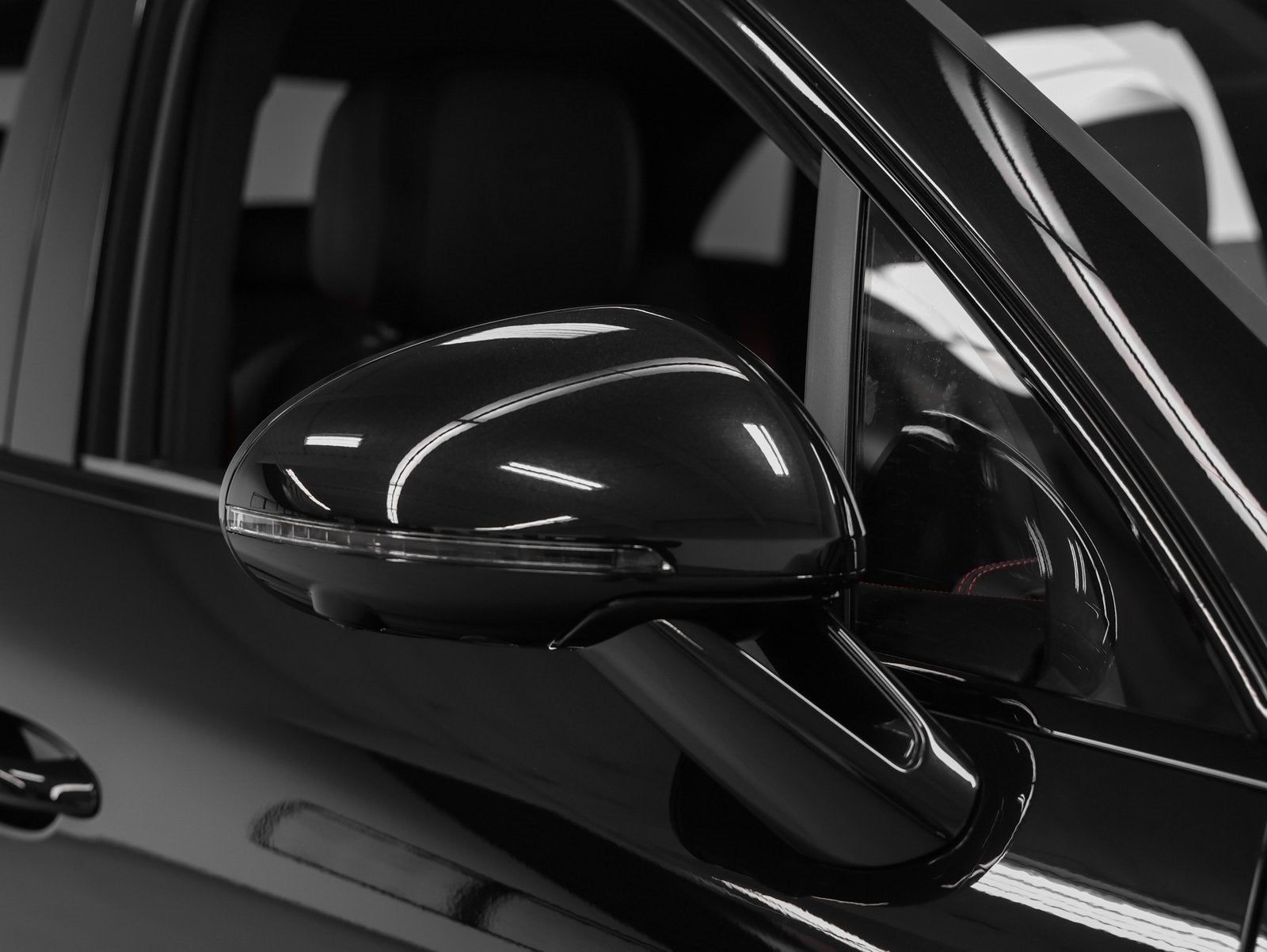 2026 Porsche Macan Macan GTS