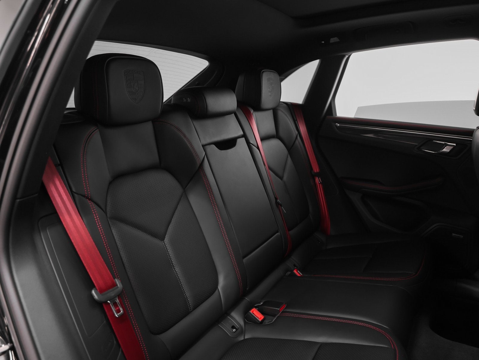 2026 Porsche Macan Macan GTS