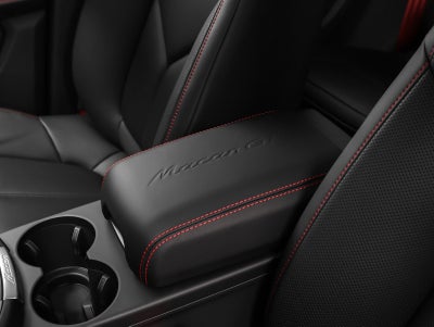 2026 Porsche Macan Macan GTS