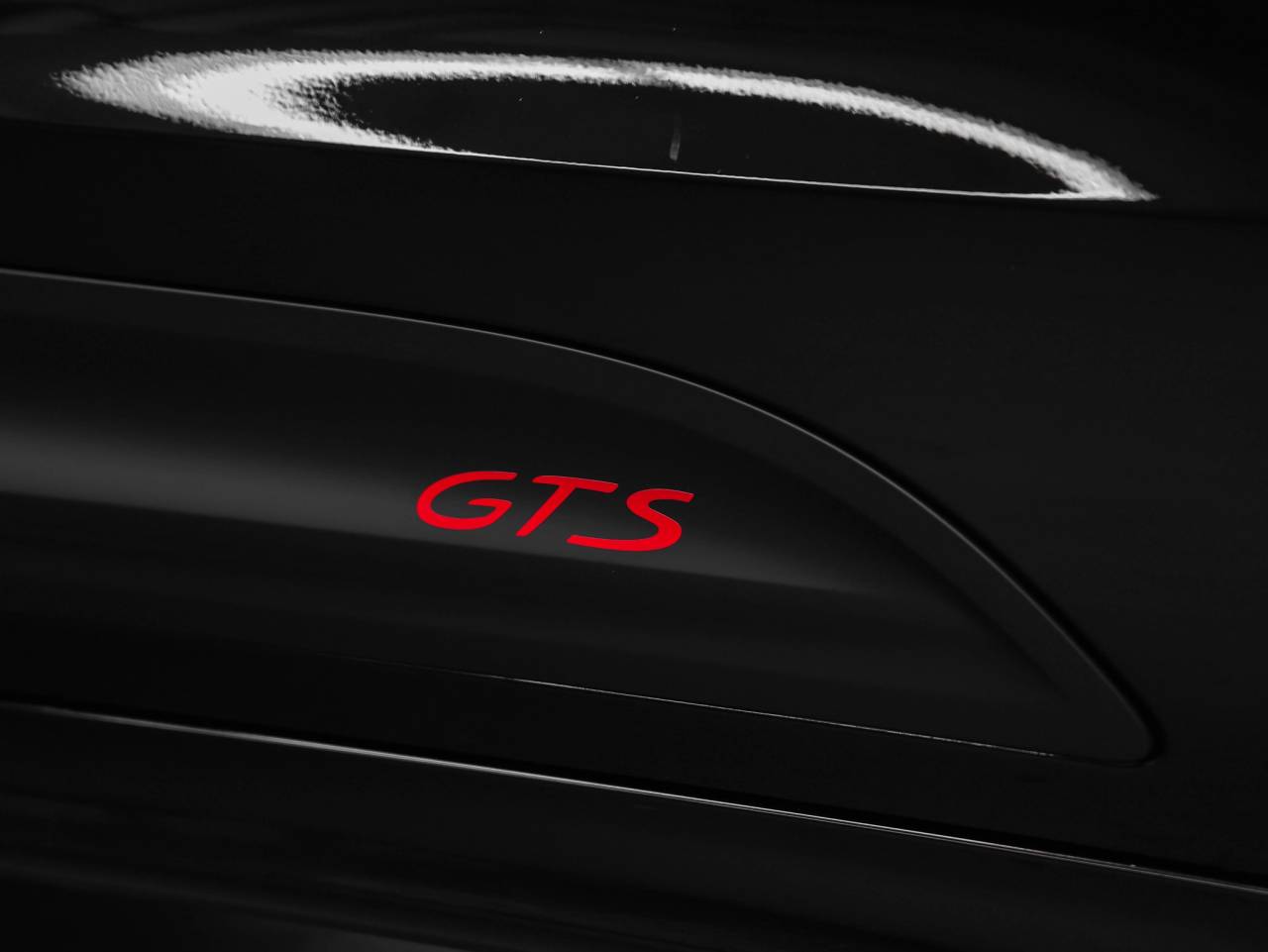 2026 Porsche Macan Macan GTS