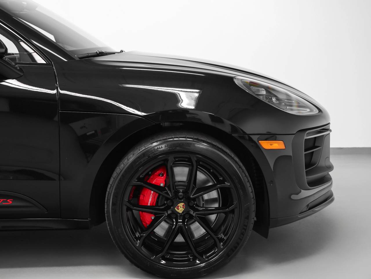2026 Porsche Macan Macan GTS