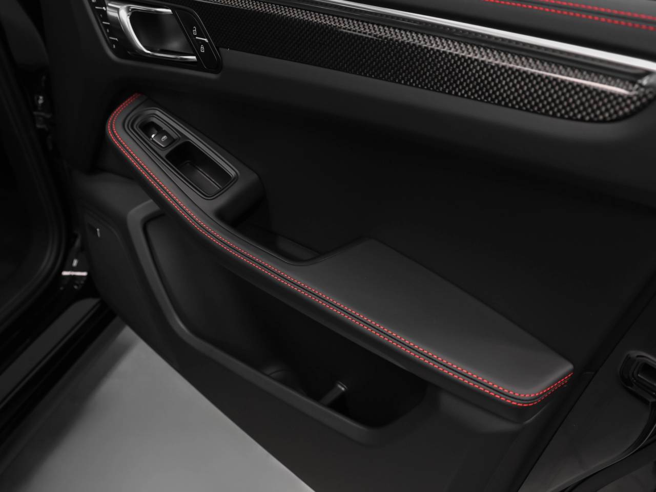 2026 Porsche Macan Macan GTS