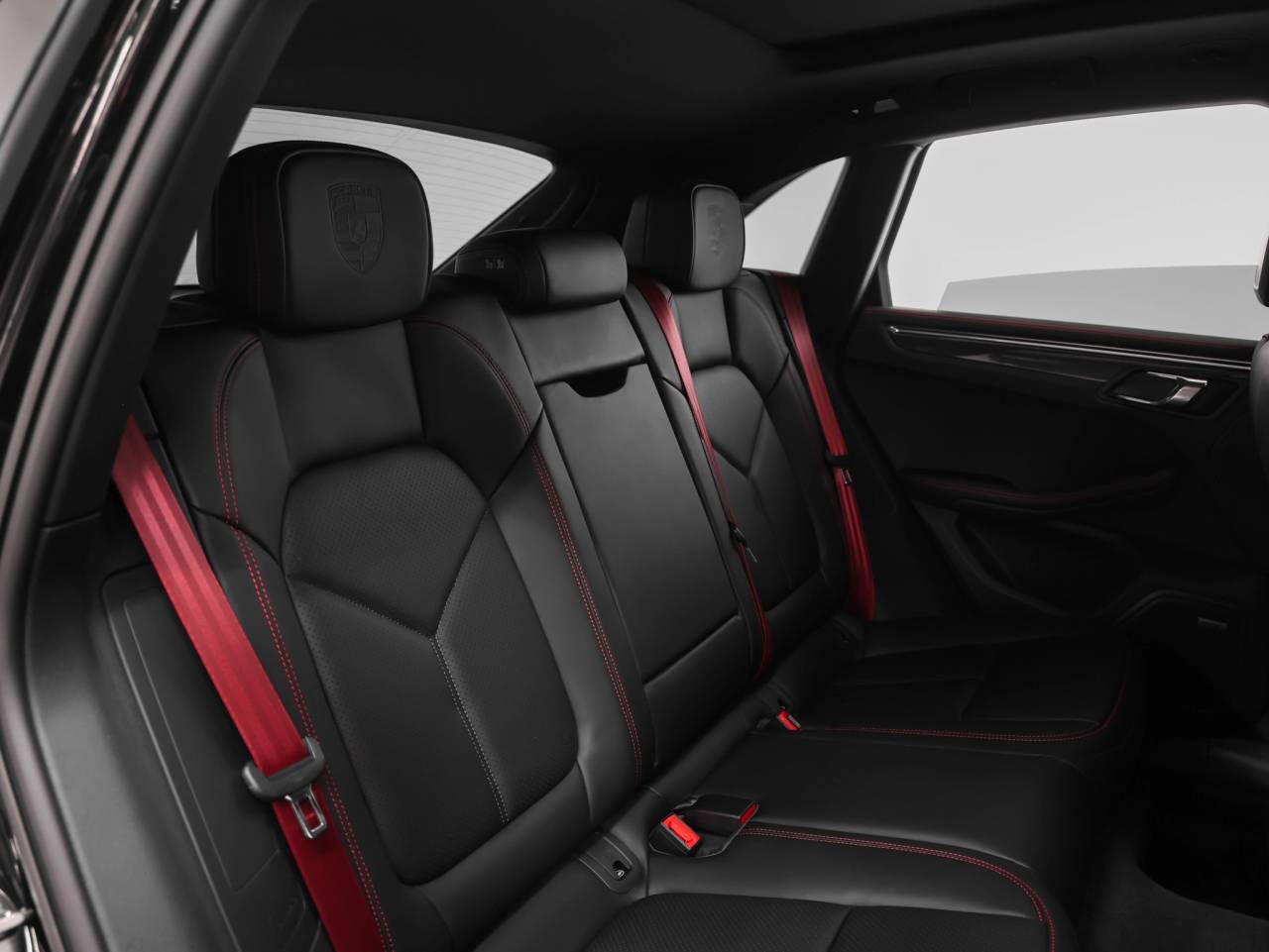 2026 Porsche Macan Macan GTS