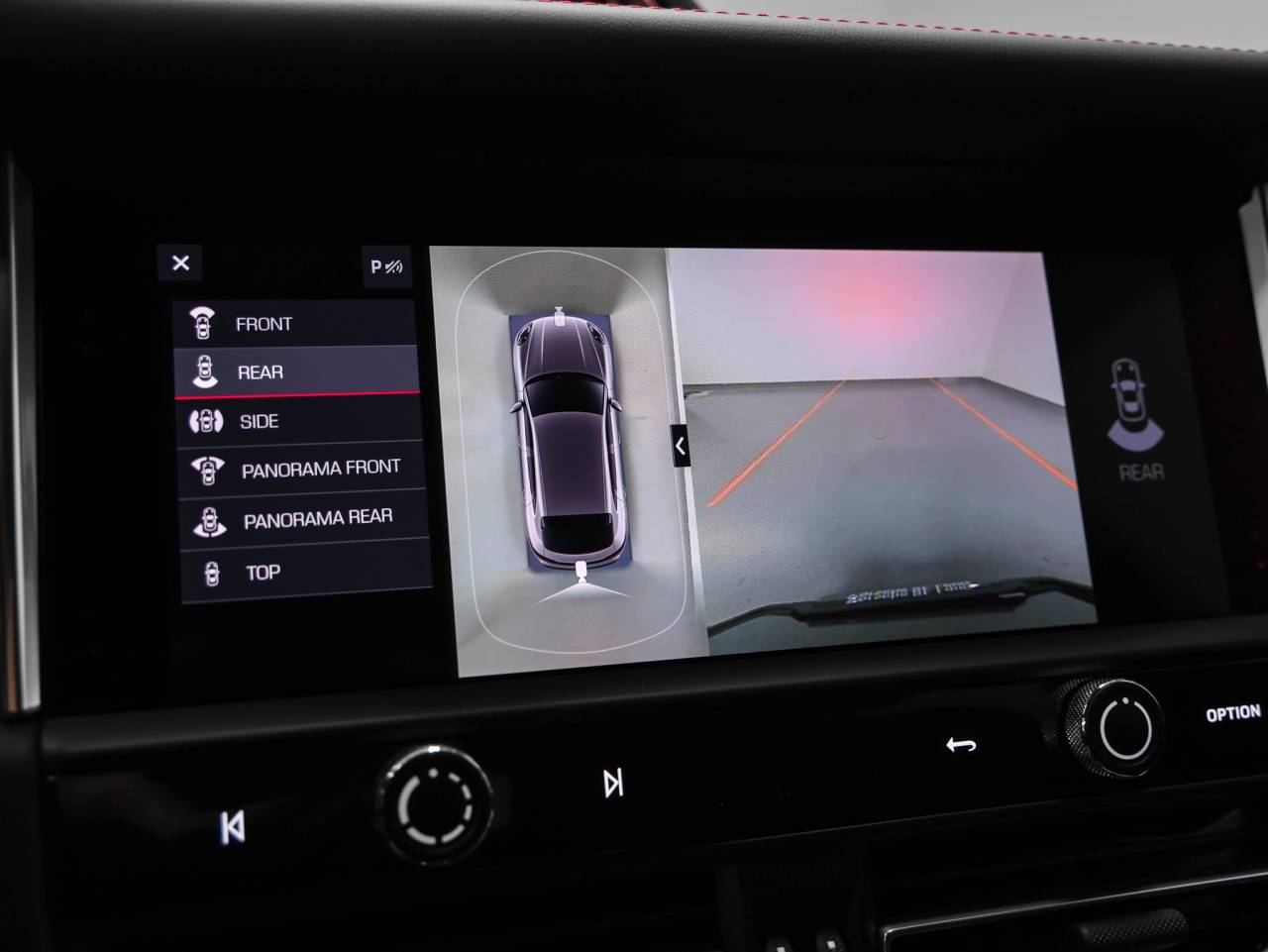 2026 Porsche Macan Macan GTS