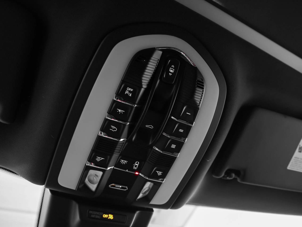 2026 Porsche Macan Macan GTS