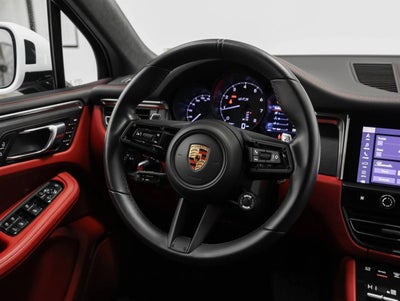2022 Porsche Macan GTS