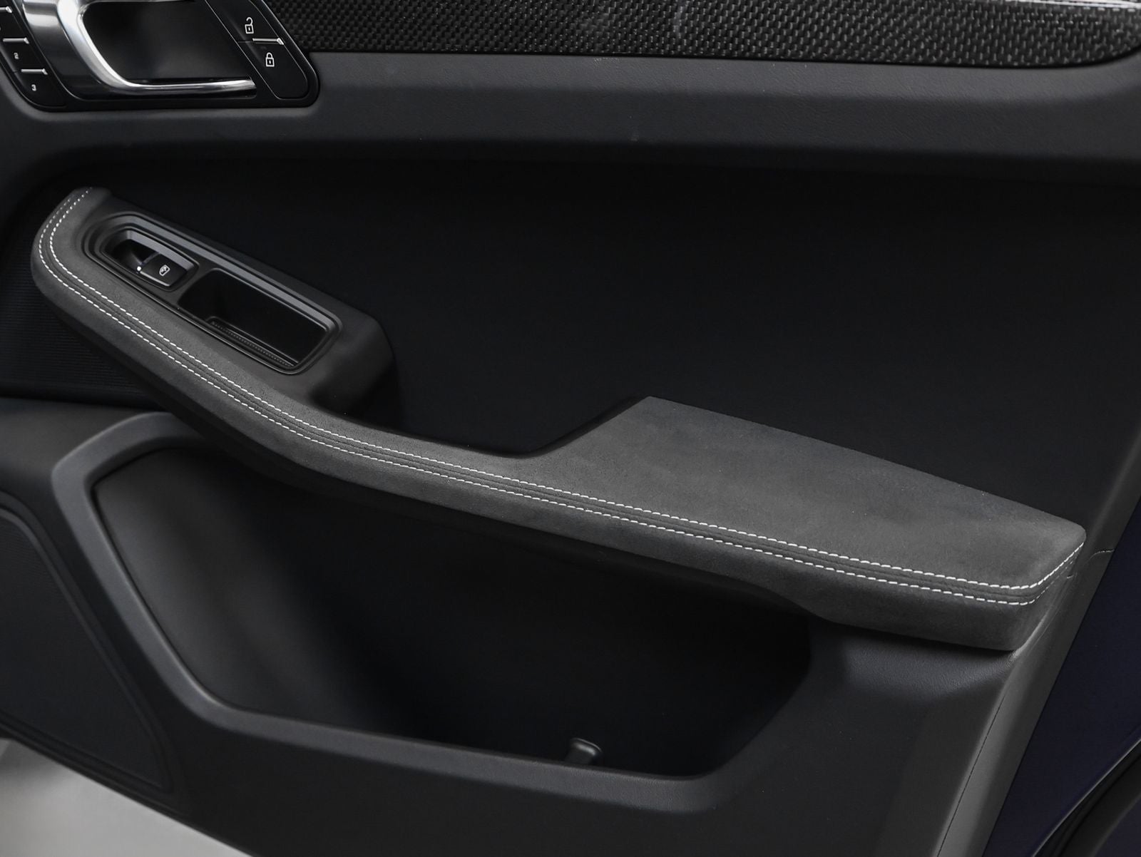 2024 Porsche Macan Macan GTS