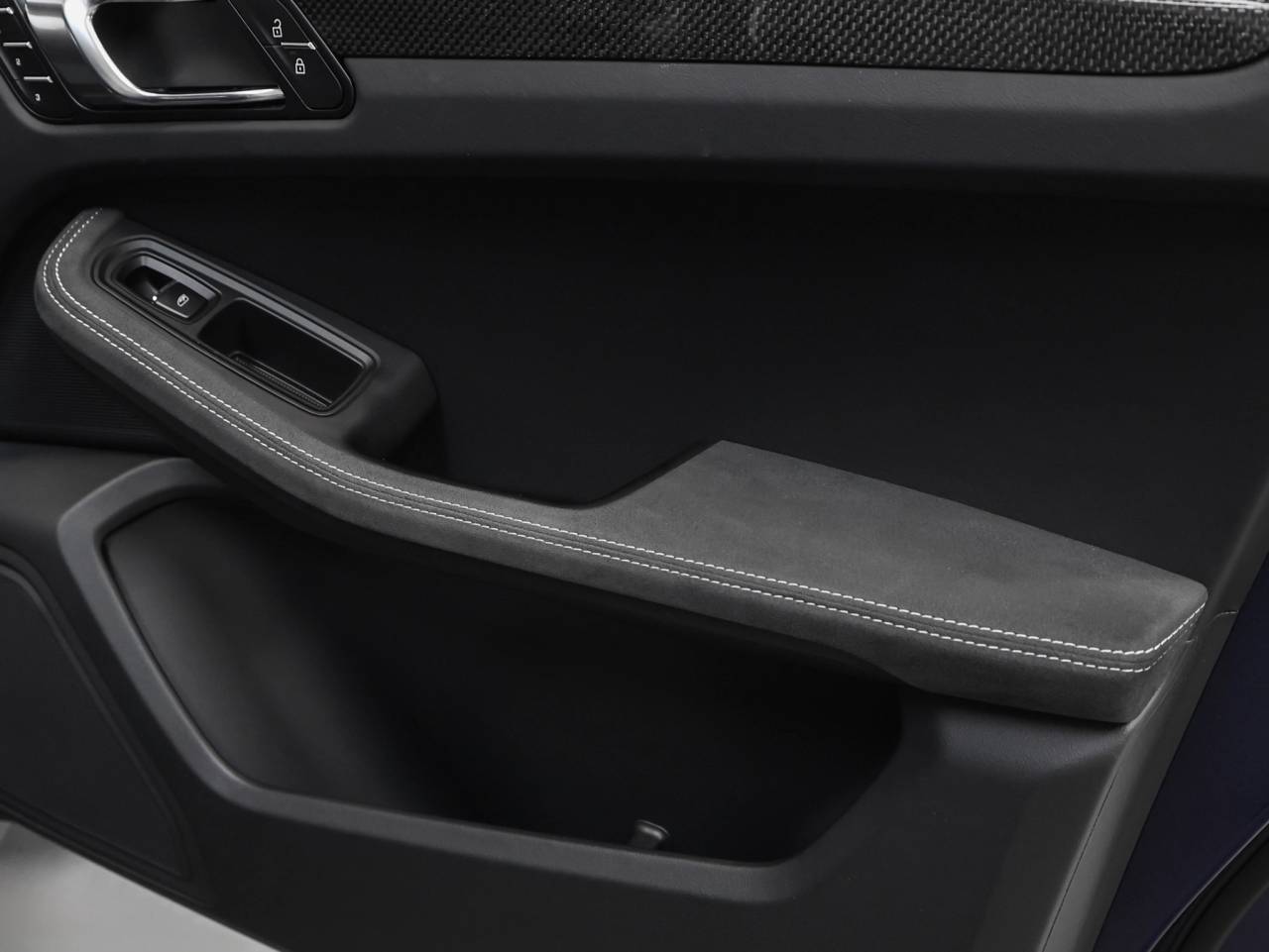 2024 Porsche Macan Macan GTS