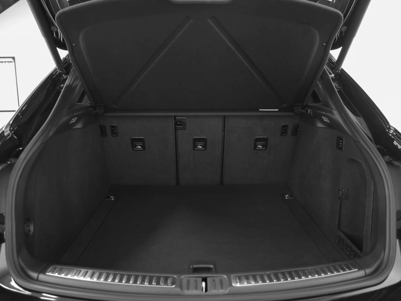 2023 Porsche Macan Macan GTS (MY23)