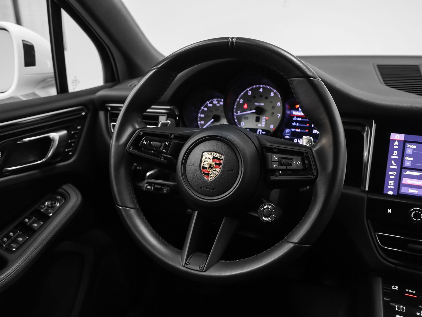 2023 Porsche Macan Macan S (MY23)