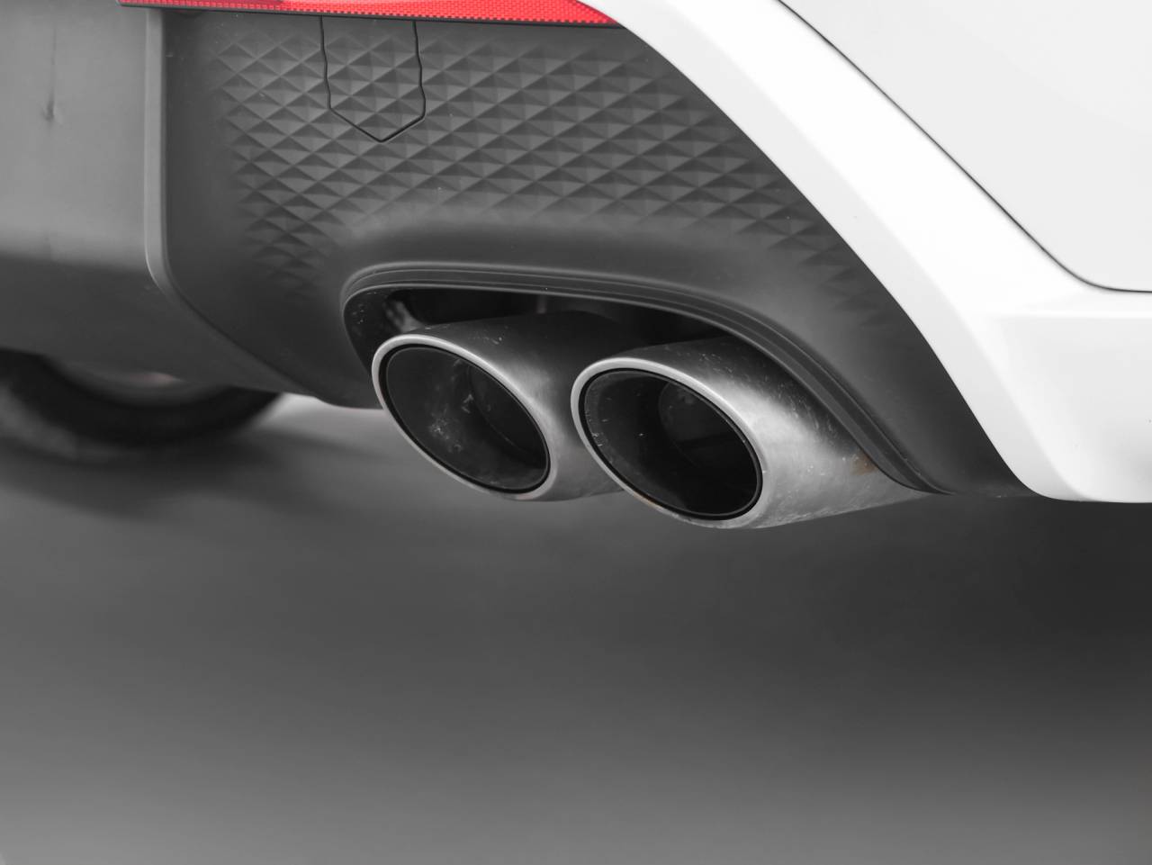 2023 Porsche Macan Macan S (MY23)