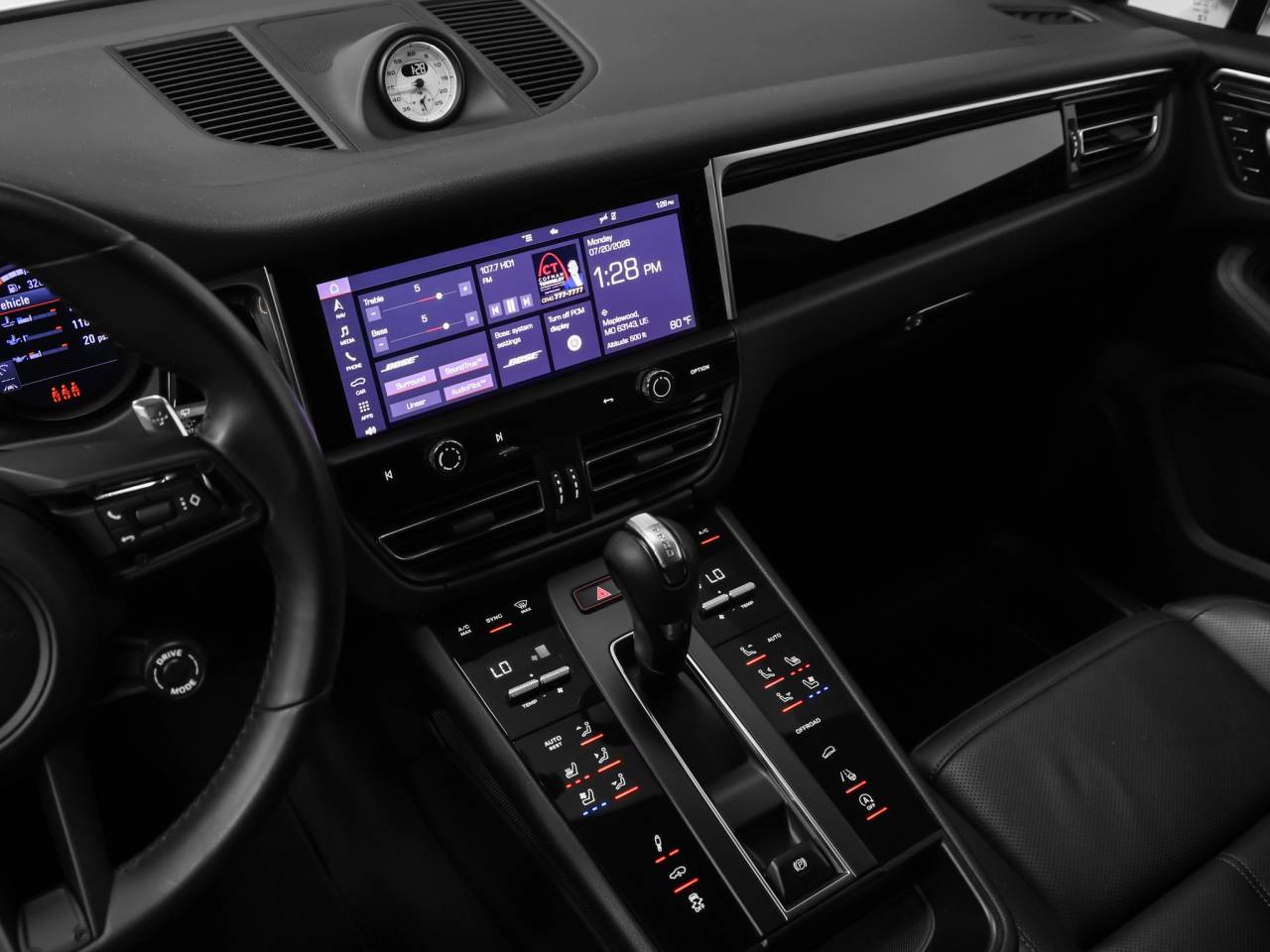 2023 Porsche Macan Macan S (MY23)