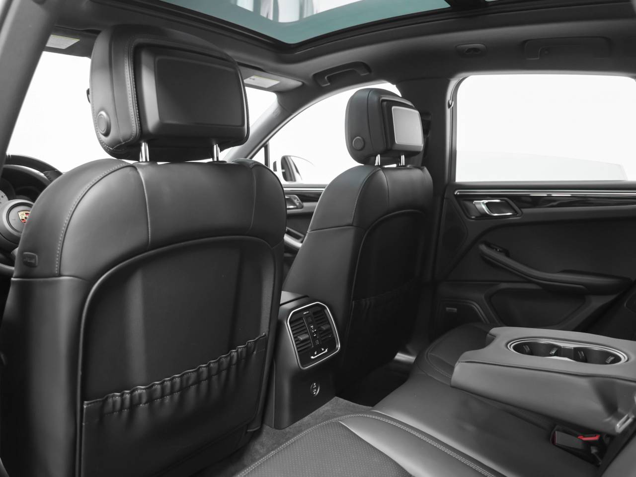 2023 Porsche Macan Macan S (MY23)
