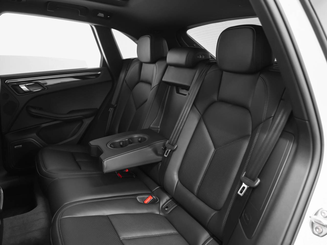 2026 Porsche Macan Macan S