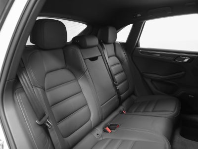 2022 Porsche Macan S