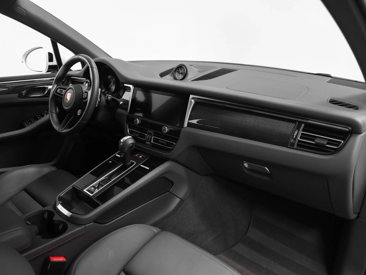 2022 Porsche Macan S