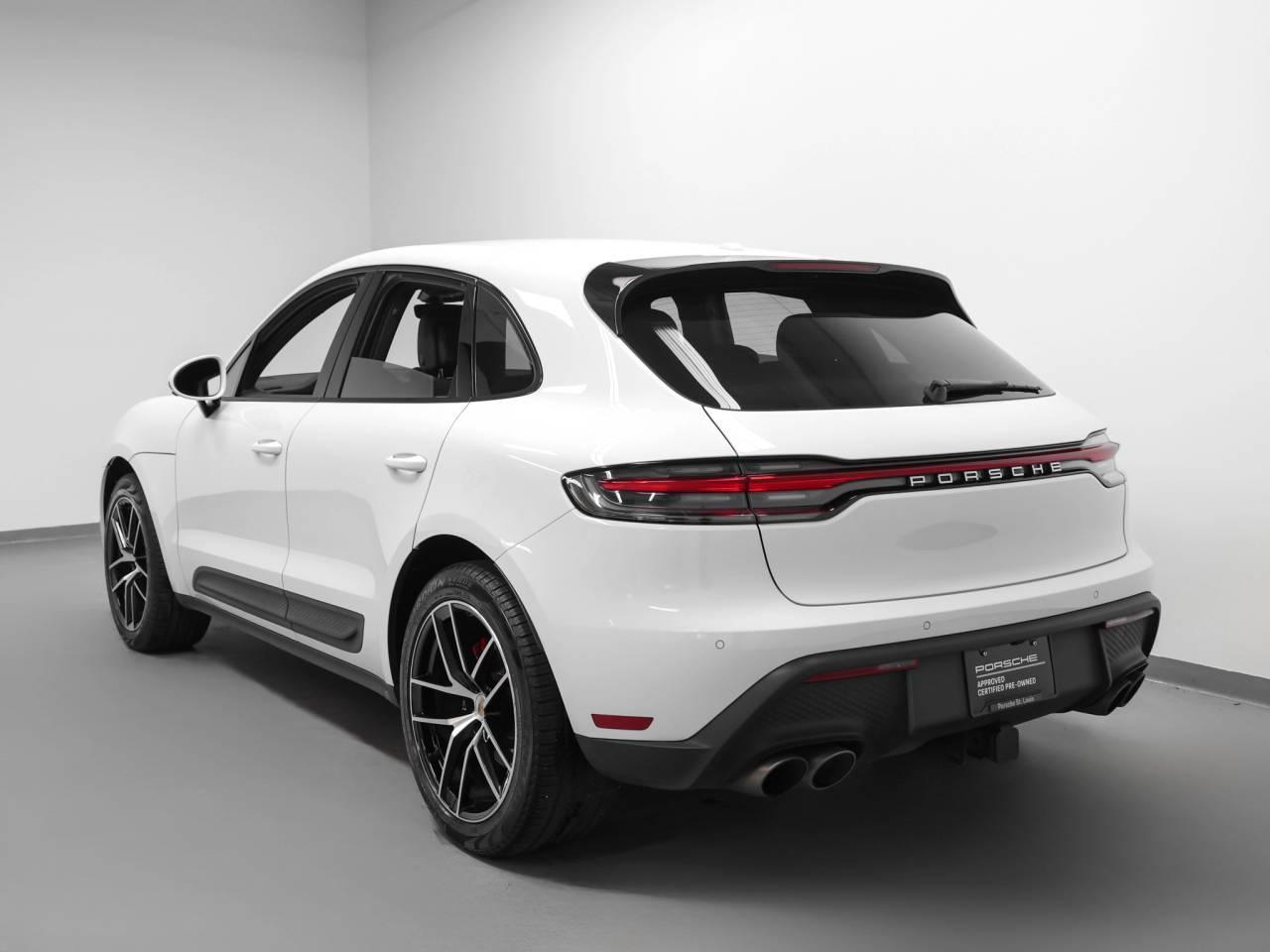 2022 Porsche Macan S