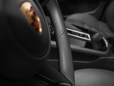 2022 Porsche Macan S