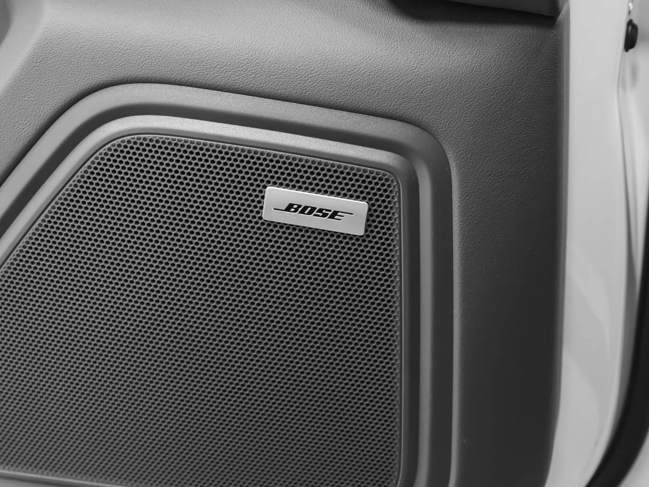 2022 Porsche Macan S