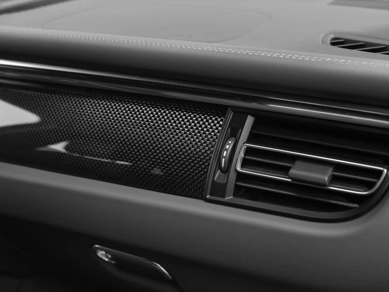 2022 Porsche Macan S