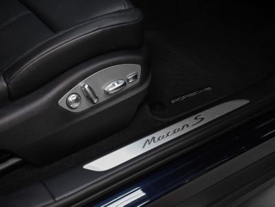 2023 Porsche Macan S