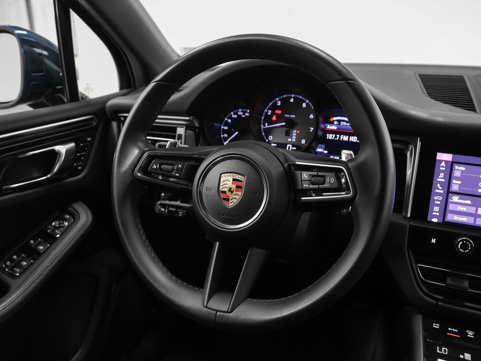 2023 Porsche Macan S