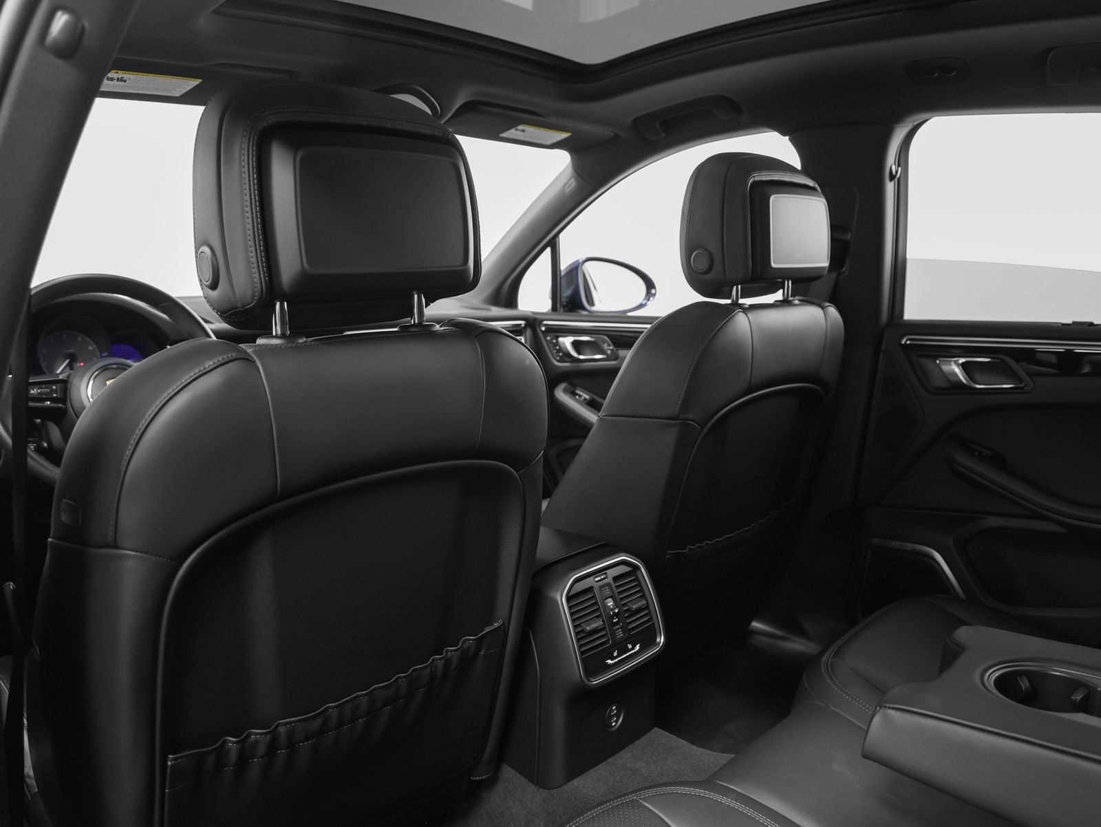 2023 Porsche Macan S