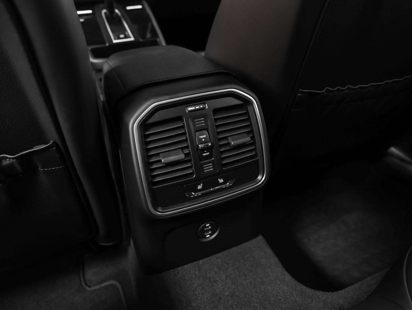 2023 Porsche Macan S