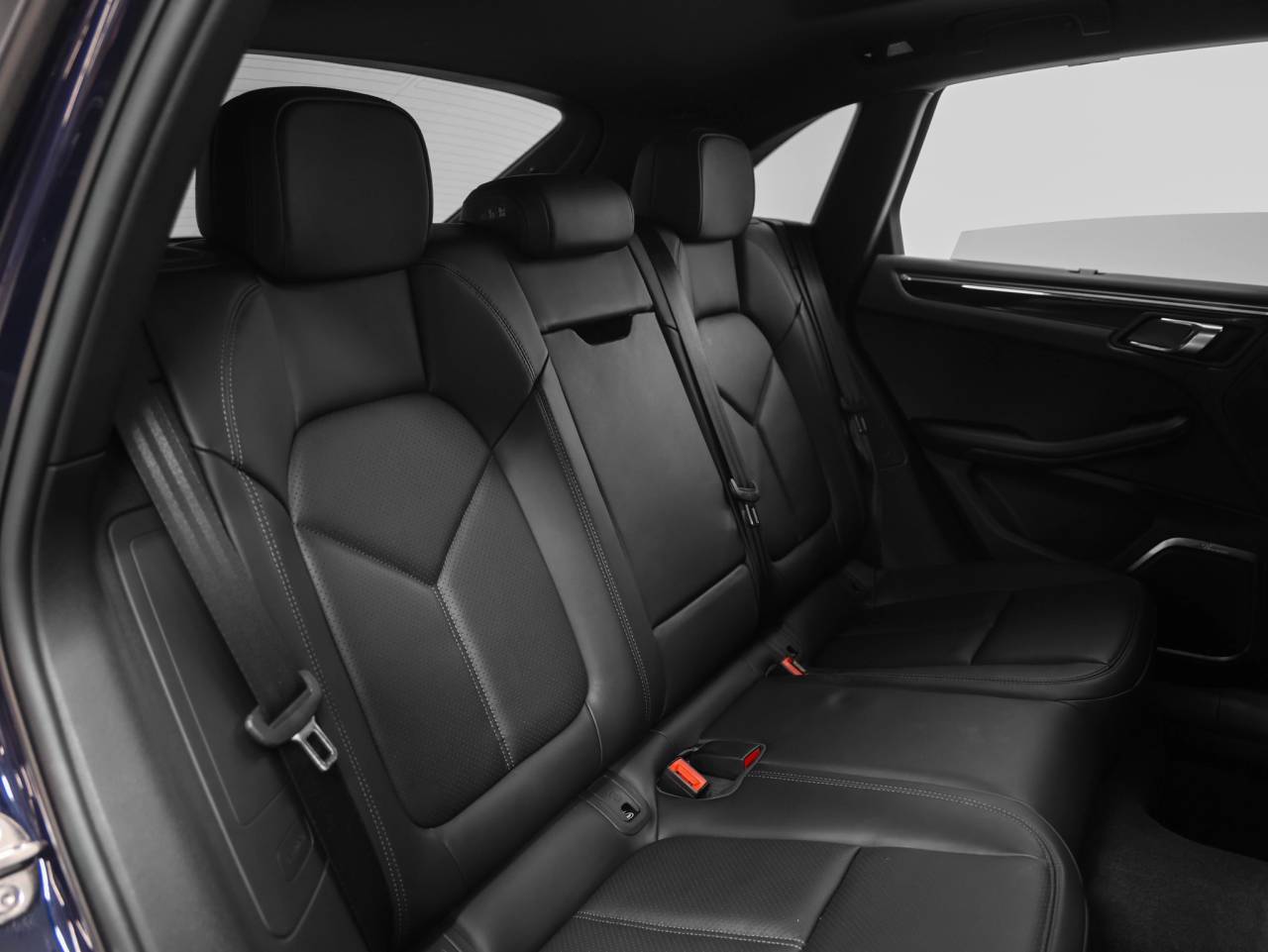 2023 Porsche Macan S