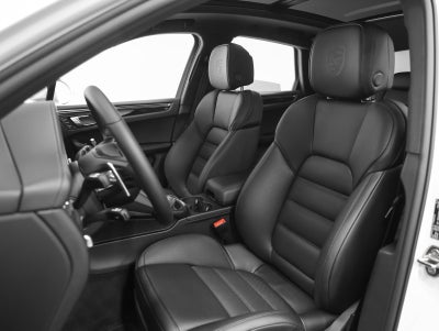 2026 Porsche Macan Macan S